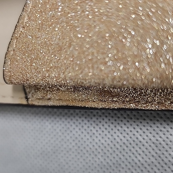 CROSSBODY GLITTER BAG GOLD SPARKLY ✨️ Never Used - Picture 2 of 9